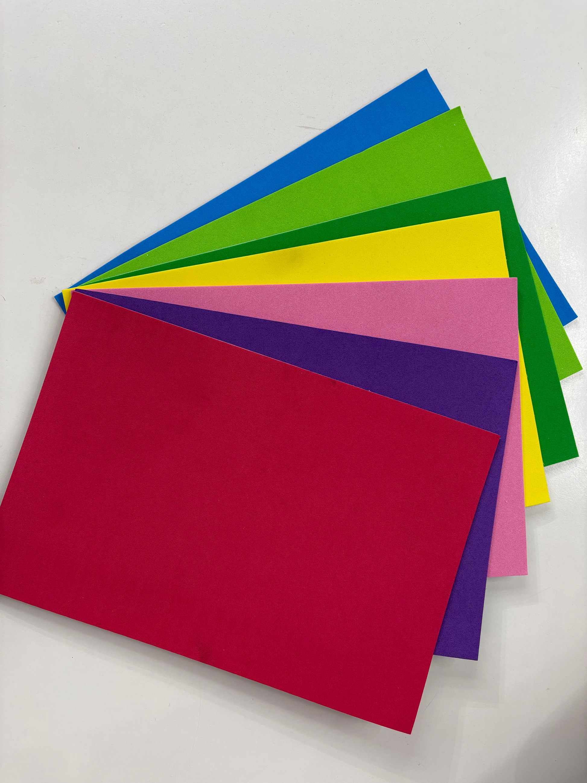 Goma Eva Adhesiva De Colores Capriccio